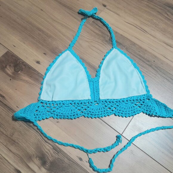 Women's crochet bikini top - Picture 2 of 2